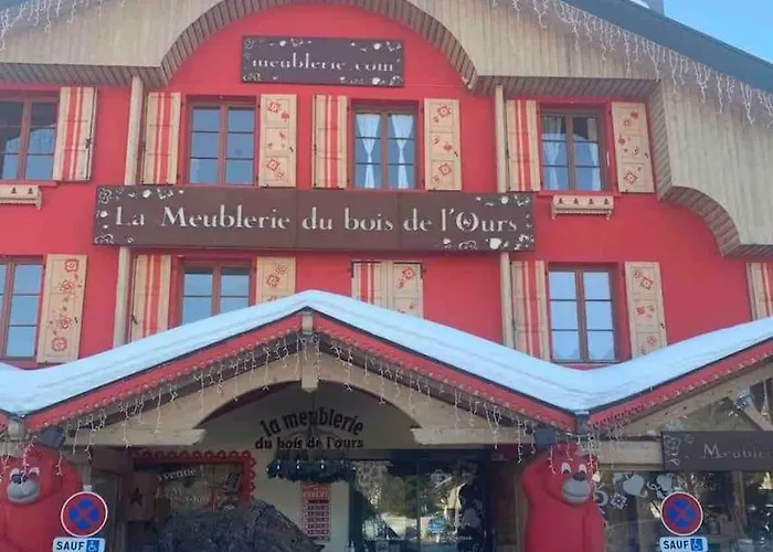 Grand Appartement Aux Rousses Au Dessus De La Meublerie Du Bois De L\'Ours